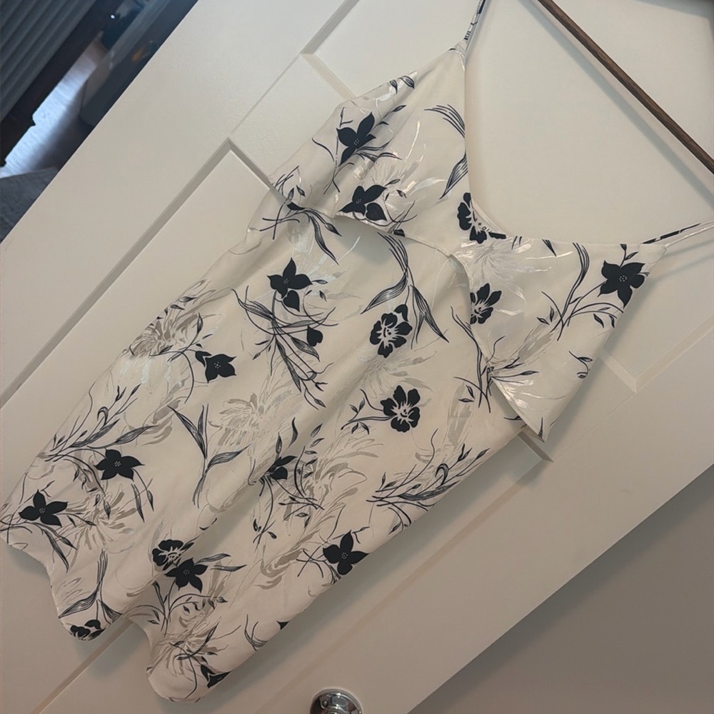 Alice & Olivia dress sz M